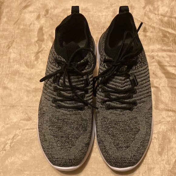 FootJoy Women's Flex XP Golf Shoes (Black/Grey/White) - Picture 2 of 7